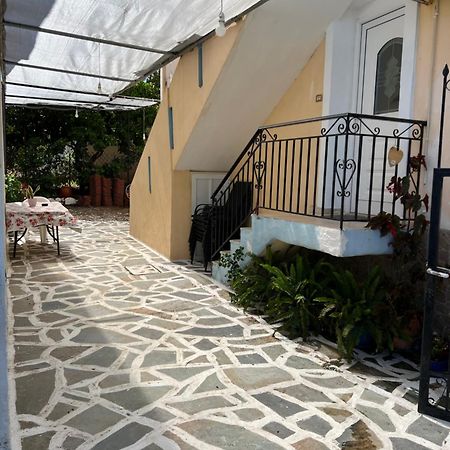 Village Apartment Marathias  Exterior photo